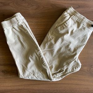 Brooklyn Cloth The Jogger Khaki pants. Men’s sized Large.